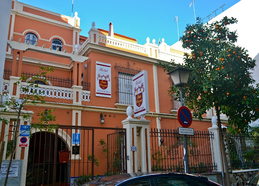 Hostal San Vicente II - Hostales ubicada en Seville (Sevilla)