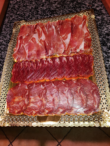 Cerdos Extremeños ubicada en Barcelona (Barcelona)