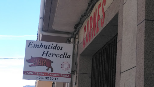 Carniceria Y Charcuteria Hervella ubicada en Larouco (Ourense)