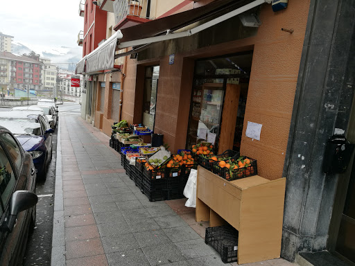 Frutería Carnicería Atlas ubicada en Zumarraga (Gipuzkoa)