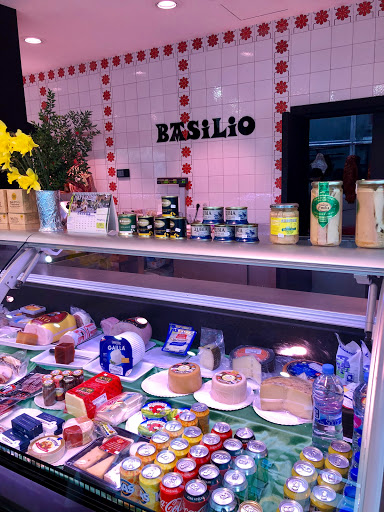 Carniceria Basilio Charcutería ubicada en Mungia (Vizcaya)