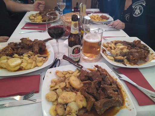 Restaurante Hostal El Cruce ubicada en Ardales (Málaga)