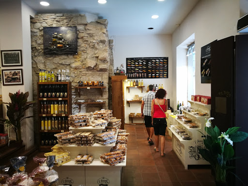 TORRONS VICENS GIRONA ubicada en Girona (Girona)