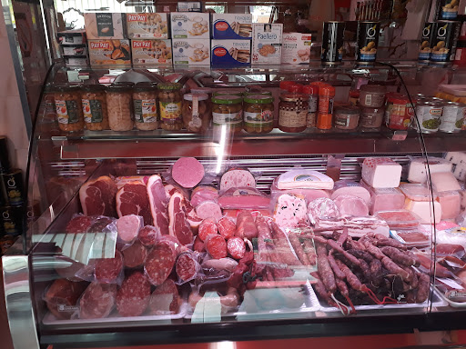 Carnicería Fina ubicada en Castalla (Alicante)