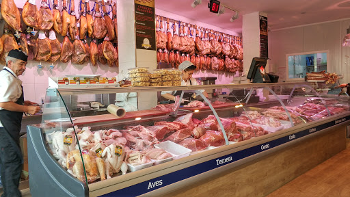 Carnicería Paco Pleguezuelos ubicada en Guadix (Granada)