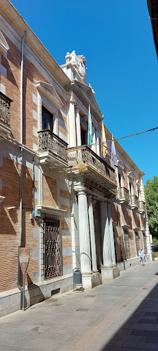 Facultad de Traducción e Interpretación de Granada ubicada en Granada (Granada)