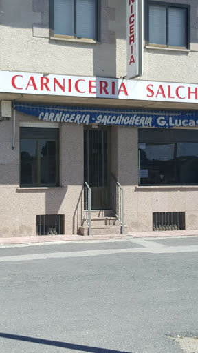 Carniceria Salchicheria ubicada en San Pedro del Arroyo (Ávila)