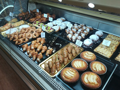 Pastisseria Dolça Tradició ubicada en Llorenç del Penedès (Tarragona)