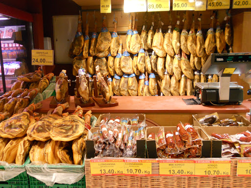 Supermercat Consum Pineda de Mar Garbí ubicada en Pineda de Mar (Barcelona)