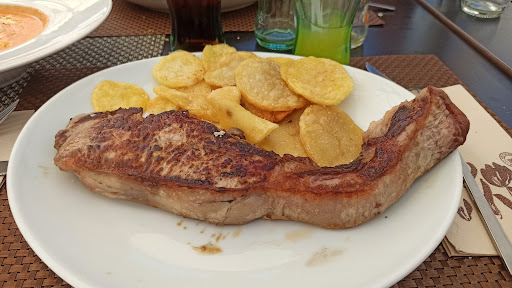 RESTAURANTE LA CORDERITA ubicada en Cadalso de los Vidrios (Madrid)