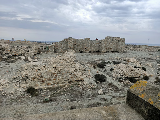 Ruins of Fort St. Barbara ubicada en La Línea de la Concepción (Cádiz)