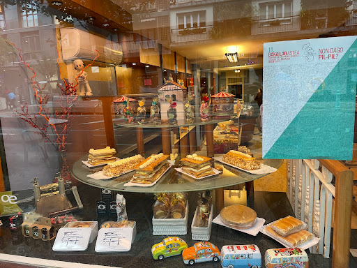 Pastelería Adarraga Gozotegia ubicada en Hernani (Gipuzkoa)