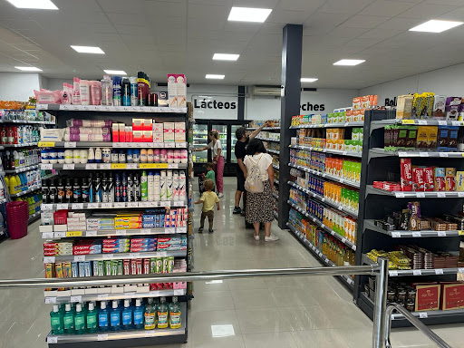 Supermercado Coviran ubicada en Castilblanco de los Arroyos (Sevilla)