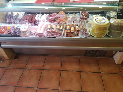 Serrallo Plaza ubicada en Granada (Granada)