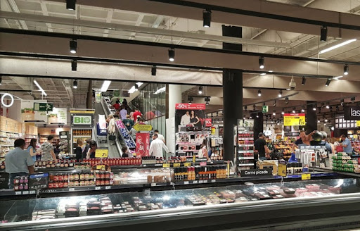 Centro Comercial Las Rosas ubicada en Madrid (Madrid)