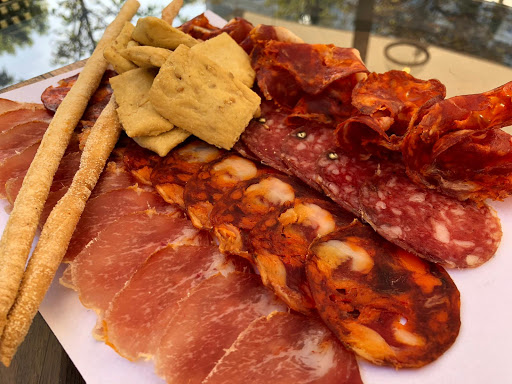 La charcutería de Santa Ana ubicada en Madrid (Madrid)