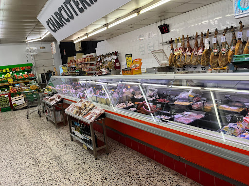 Supermercados El Jamón ubicada en Hinojos (Huelva)