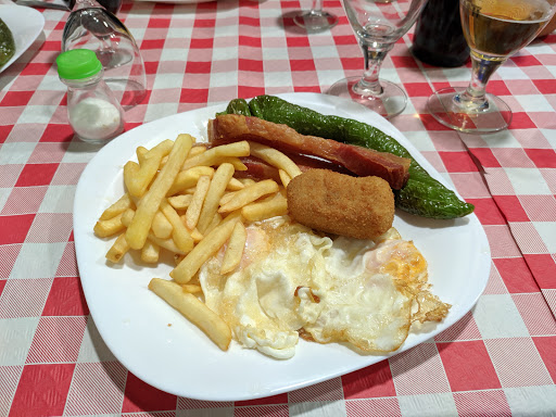 Restaurante la Sociedad ubicada en Torres de Berrellén (Zaragoza)