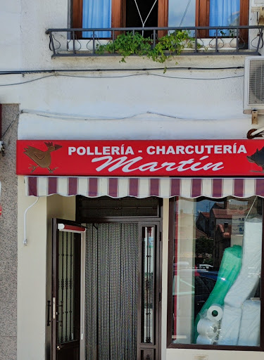 Pollería - Charcutería Martin ubicada en Navaluenga (Ávila)