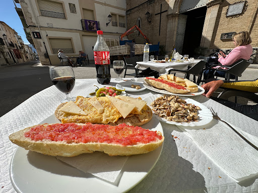 Bar l'Oliva ubicada en Beniarrés (Alicante)