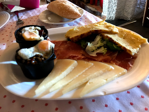 Venta El Gallo ubicada en Granada (Granada)