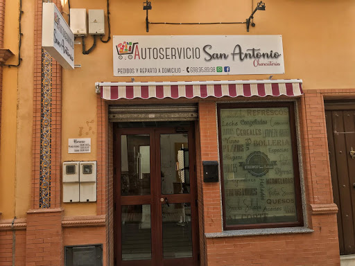 Autoservicio San Antonio ubicada en La Algaba (Sevilla)