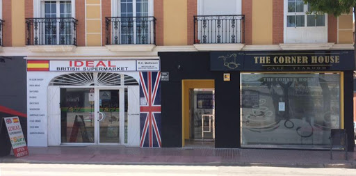 Ideal British Supermarket ubicada en Huércal-Overa (Almería)