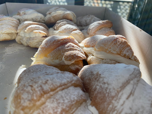 Panadería y Confitería "Hermanos Vélez" ubicada en Campillo de Arenas (Jaén)