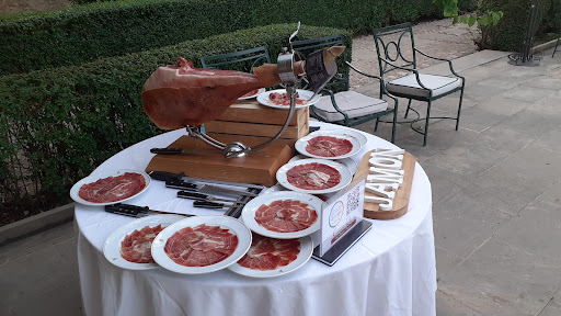 Cortador de jamón Zaragoza Iván Martínez Burgués ubicada en Zaragoza (Zaragoza)