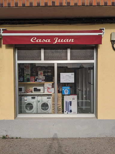 Autoservicio Casa Juan ubicada en Fontiveros (Ávila)