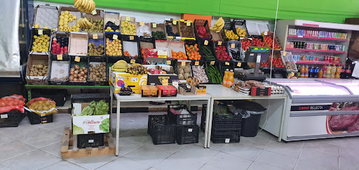 CARNECERIA HALAL ubicada en Lucena del Puerto (Huelva)