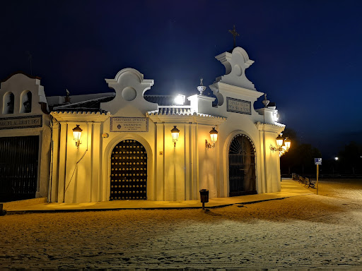 Capilla Votiva Nuestra Señora del Rocío ubicada en El Rocío (Huelva)