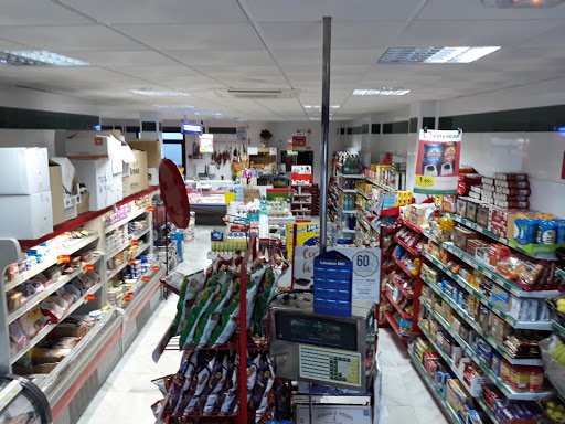 Supermercados Coviran Zahara ubicada en Zahara de la Sierra (Cádiz)