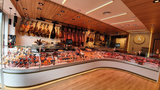 Almau Selección Carniceria charcutería pollería (Grupo Almau) ubicada en Madrid (Madrid)