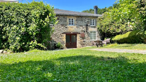 La Casa Antollos Do Cesar ubicada en Baralla (Lugo)