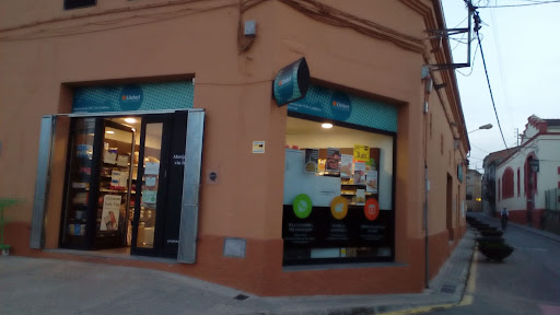 Supermercats Llobet ubicada en Sant Salvador de Guardiola (Barcelona)