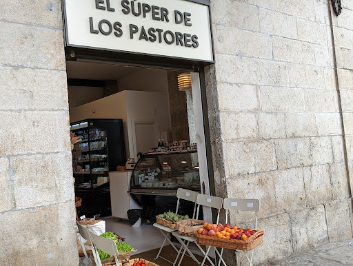 El Súper de los Pastores ubicada en Santander (Cantabria)