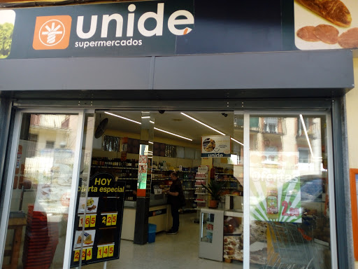 Unide supermercado ubicada en Collado Mediano (Madrid)