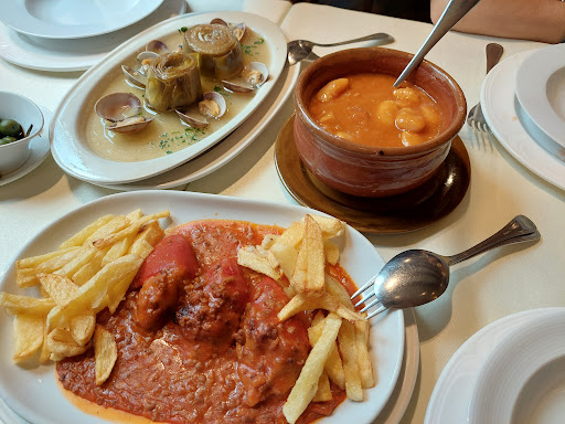 Restaurante Casa Zaca ubicada en Real Sitio de San Ildefonso (Segovia)