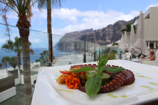 Terraza Diamond ubicada en Acantilados de Los Gigantes (Santa Cruz de Tenerife)