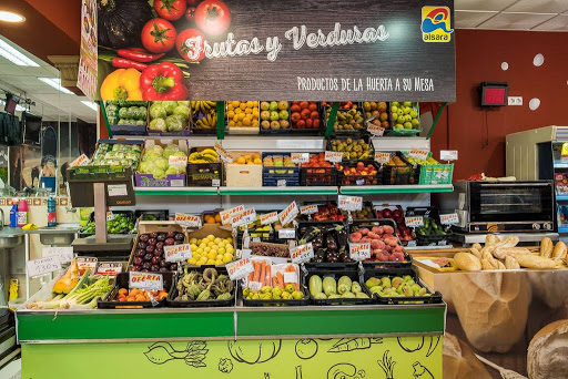 Supermercado Fernando Lucena ubicada en Aguilar de la Frontera (Córdoba)