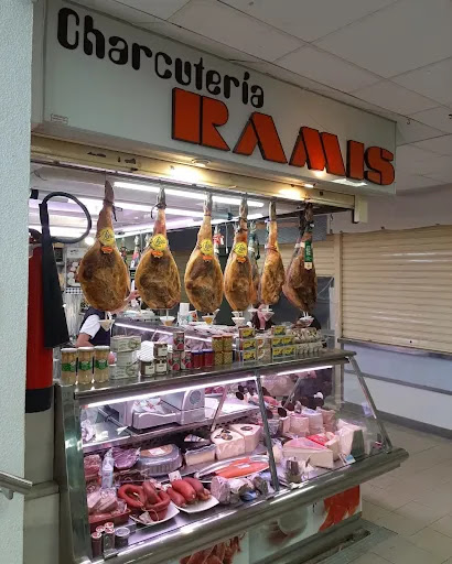 Es Mercat de Santa Eulària des Riu ubicada en Santa Eulària des Riu (Islas Baleares)