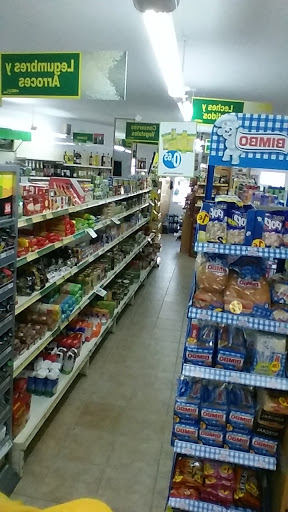 Supermercado Mari Carmen ubicada en Güevéjar (Granada)