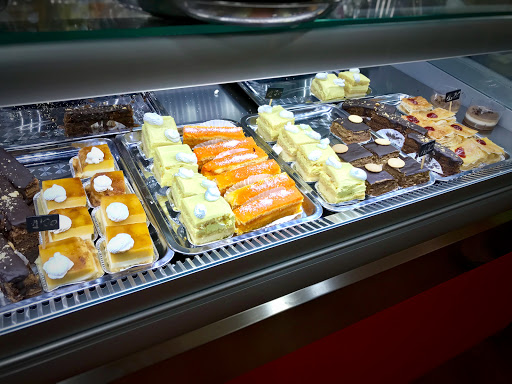 Pastelería Cafetería Pitusi ubicada en La Palma del Condado (Huelva)