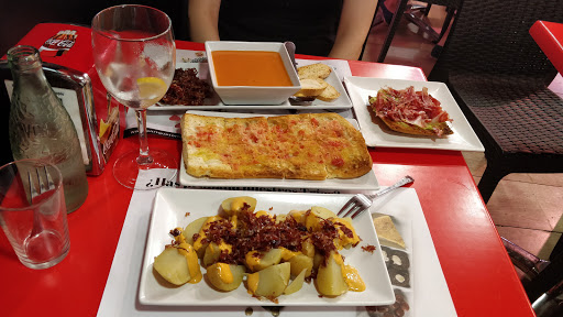 Enrique Tomás ubicada en Barcelona (Barcelona)