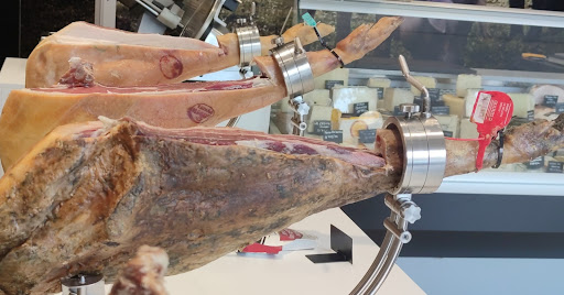 La Jamonería de Paco ubicada en Jaén (Jaén)