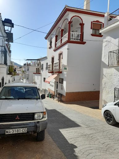 Supermercado Covirán ubicada en Sayalonga (Málaga)