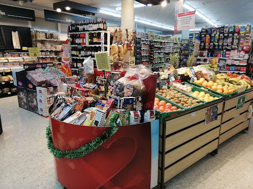 Carrefour Express ubicada en Paterna de Rivera (Cádiz)