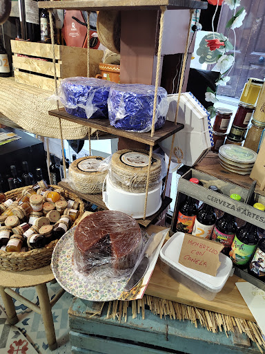 Sexitana Ultramarinos ubicada en Granada (Granada)