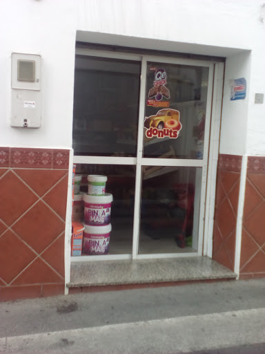 Tienda de compras Loli ubicada en Álora (Málaga)